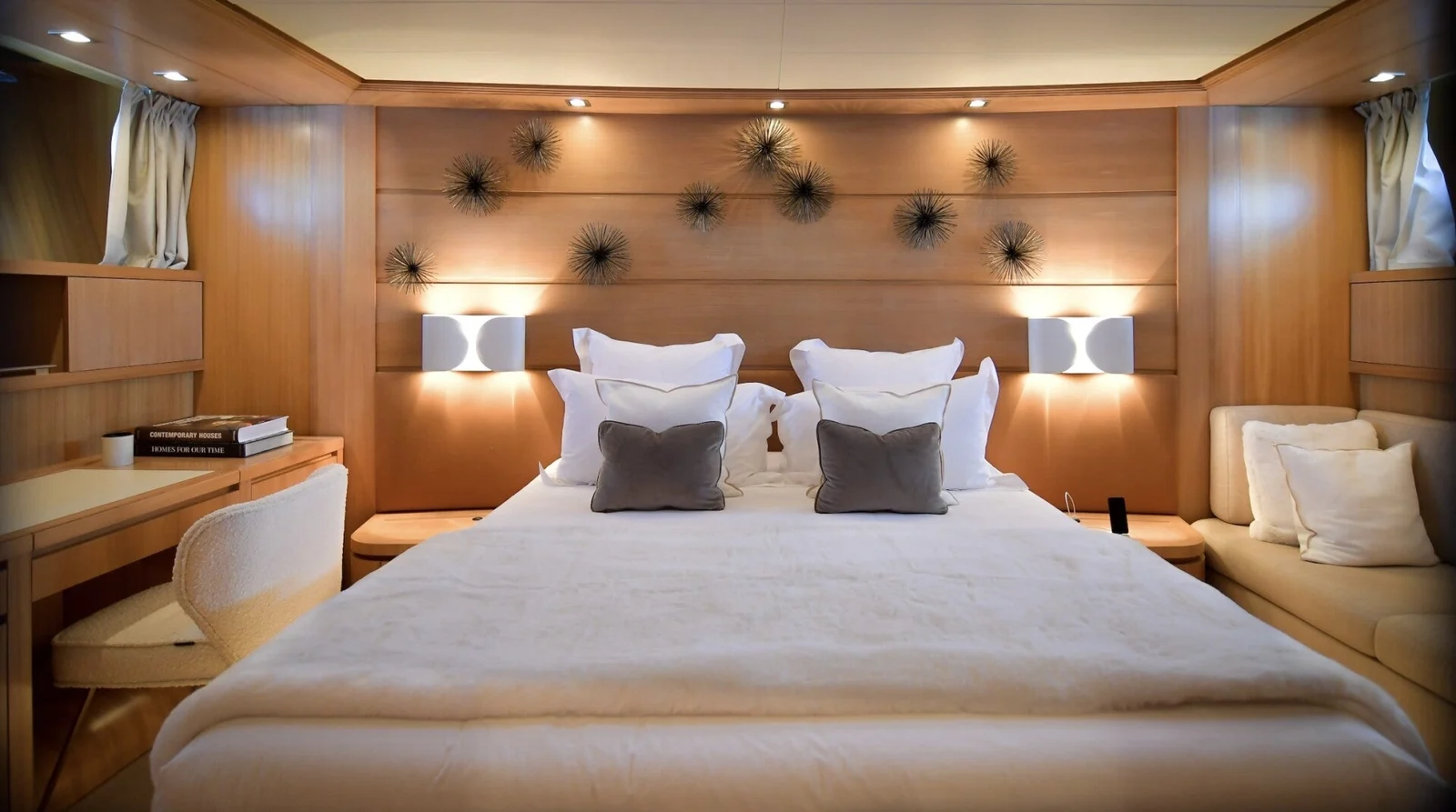 Sanlorenzo SL88, photo 18 location yacht Cannes