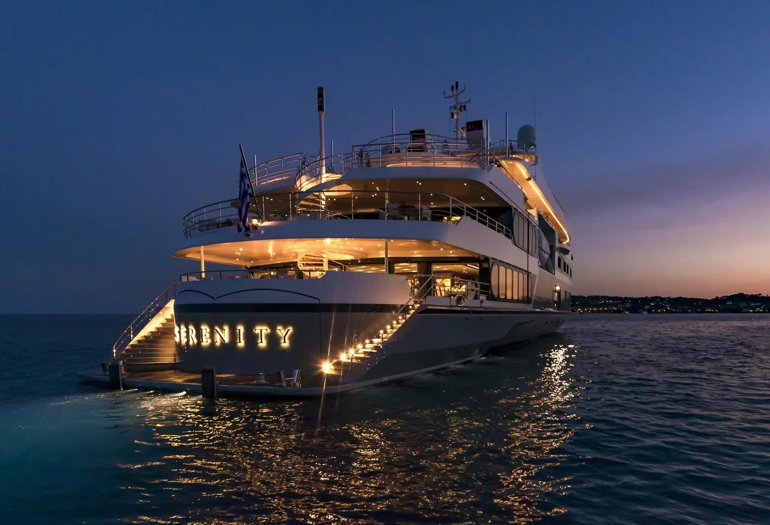 SERENITY - photo 27 location yacht Cannes