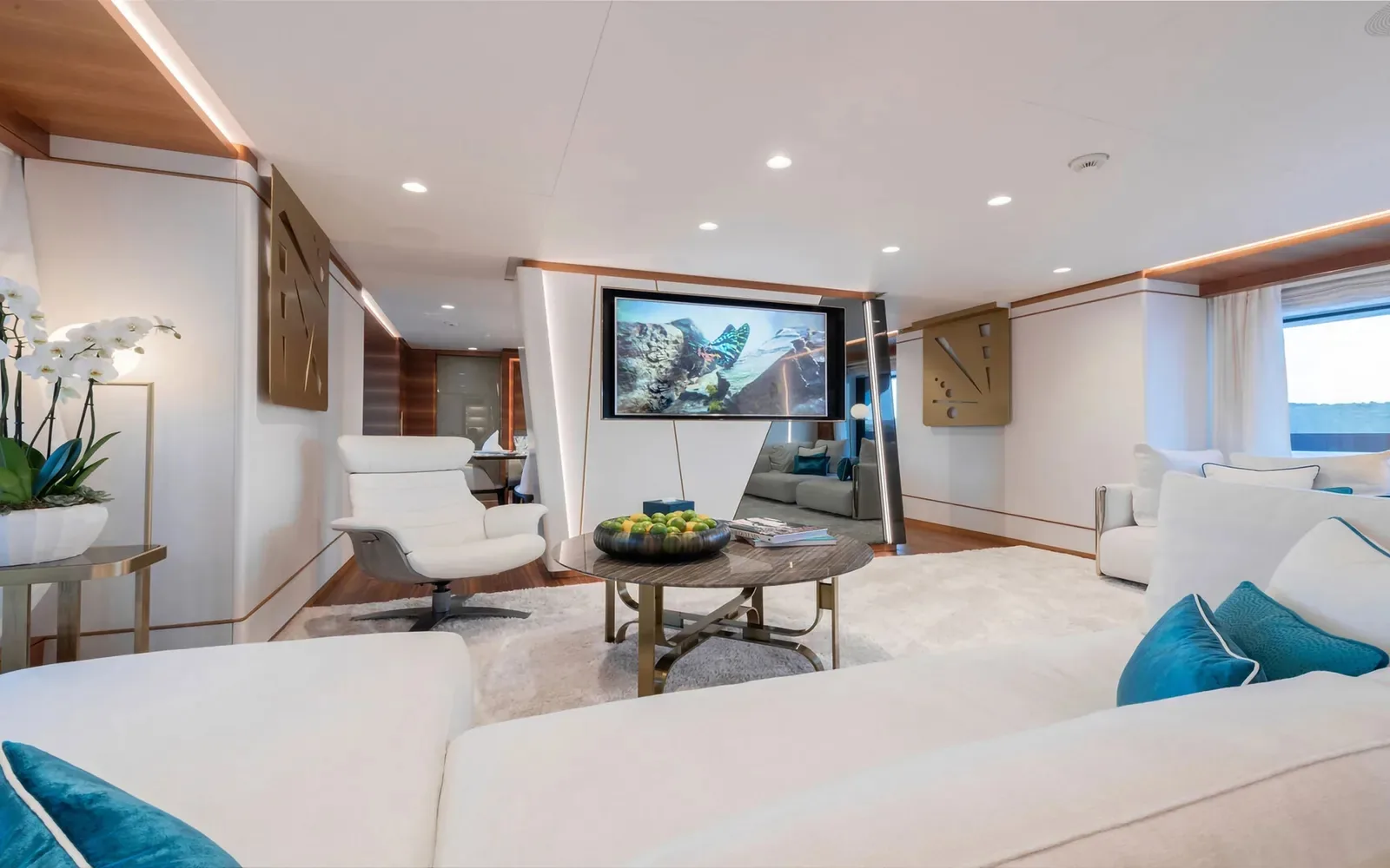 SILVER FOX - photo 17 location yacht Cannes