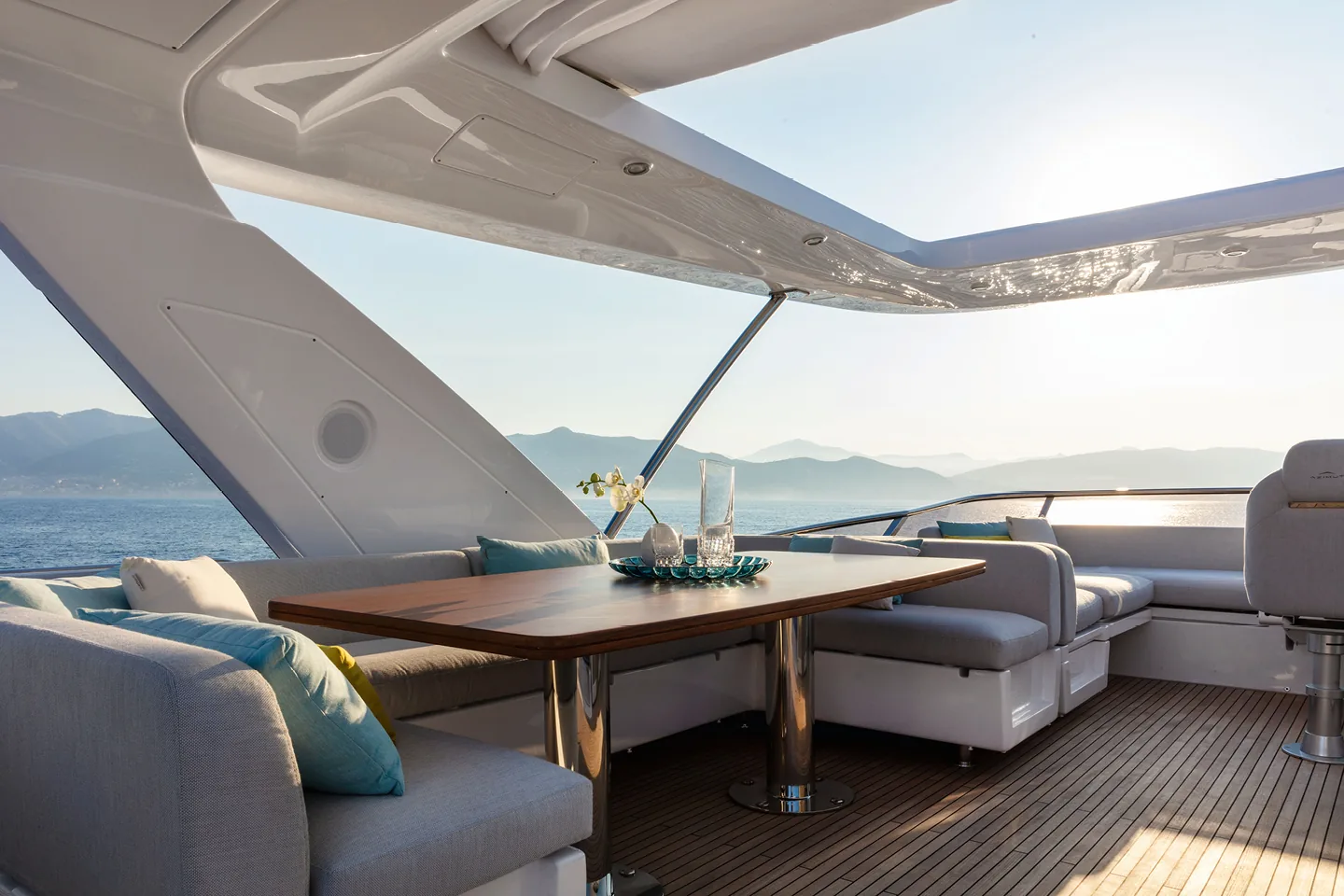SOLSTICE - photo 13 location yacht Cannes