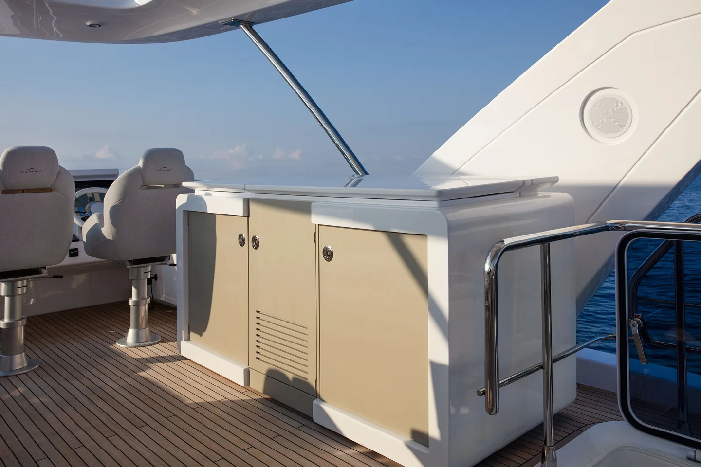 SOLSTICE - photo 18 location yacht Cannes