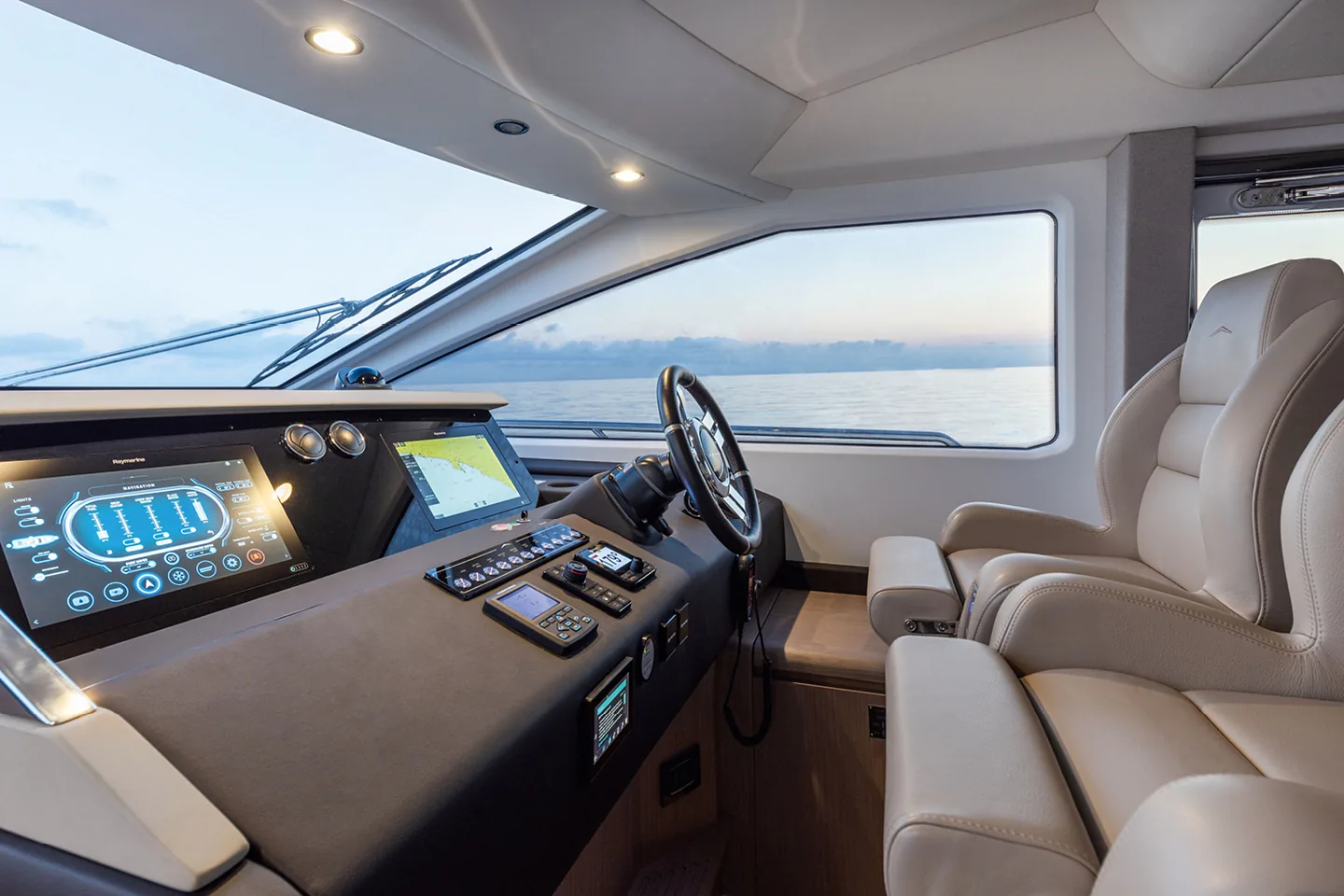 SOLSTICE - photo 24 location yacht Cannes