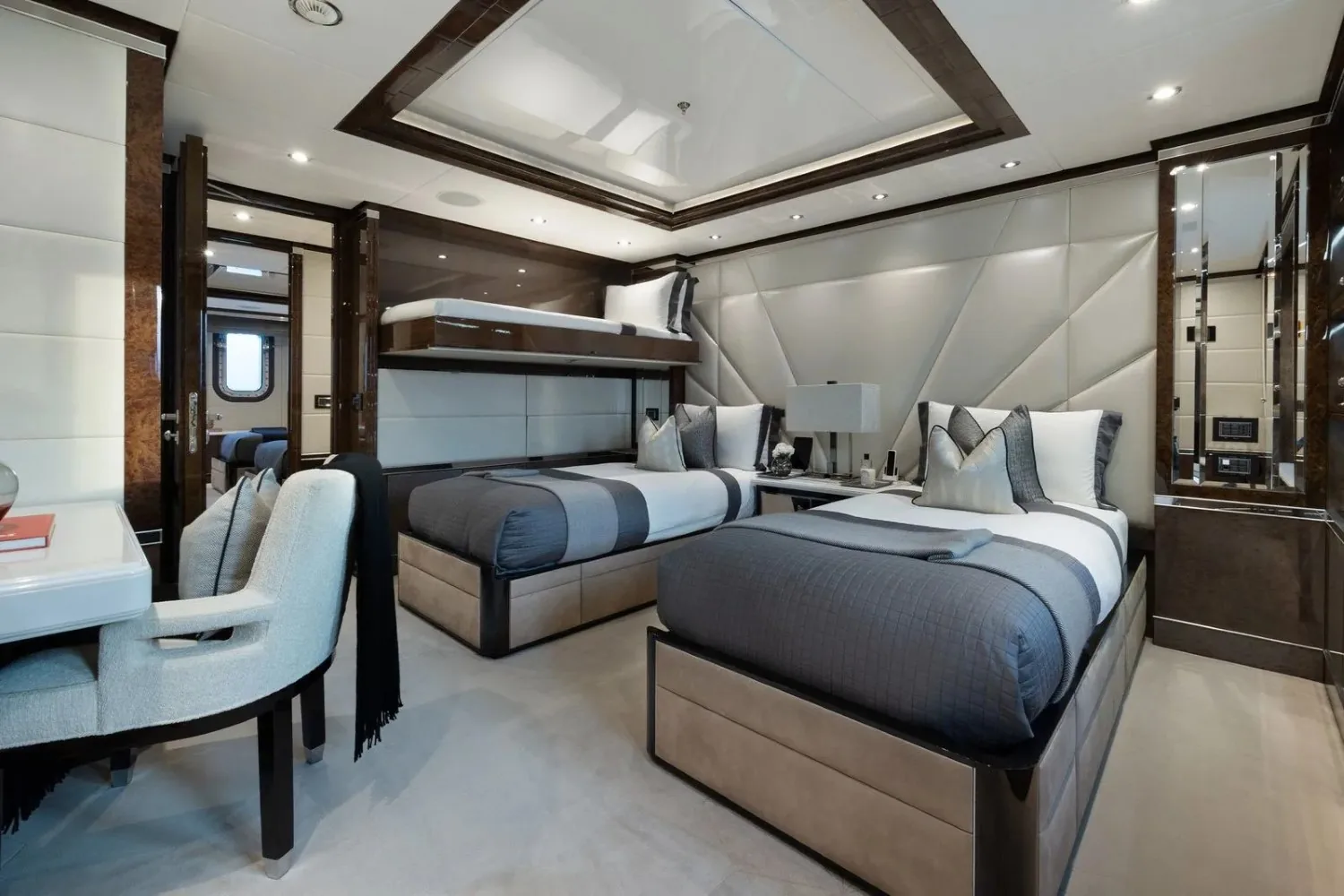 SOUNDWAVE - photo 12 location yacht Cannes