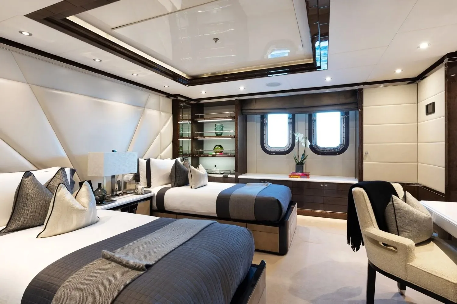 SOUNDWAVE - photo 16 location yacht Cannes