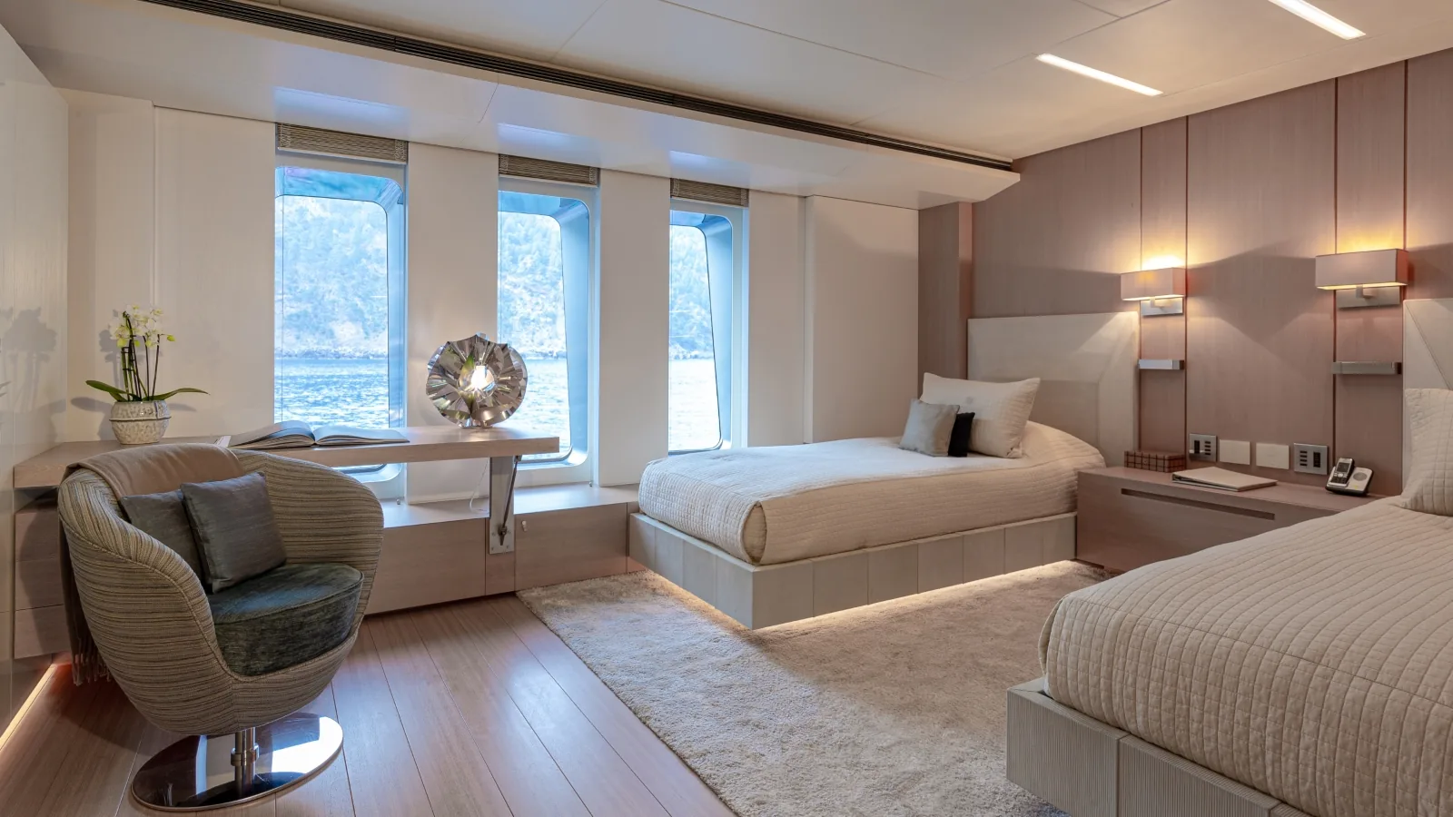 STELLA MARIS - photo 22 location yacht Cannes