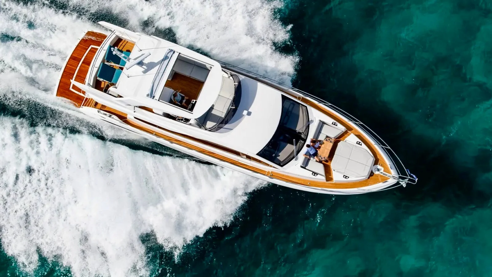 Sunseeker Predator 68, photo 1 location yacht Cannes