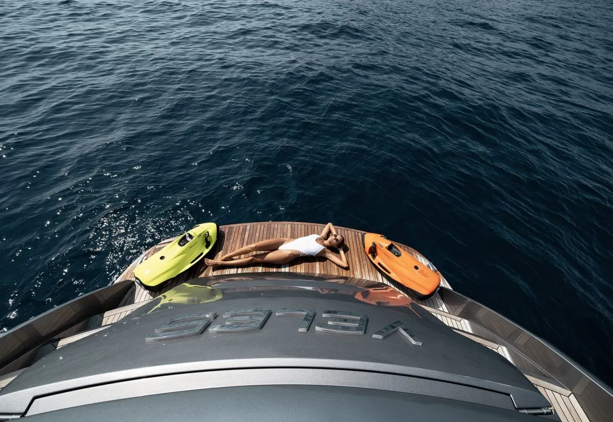 VELES - photo 12 location yacht Cannes