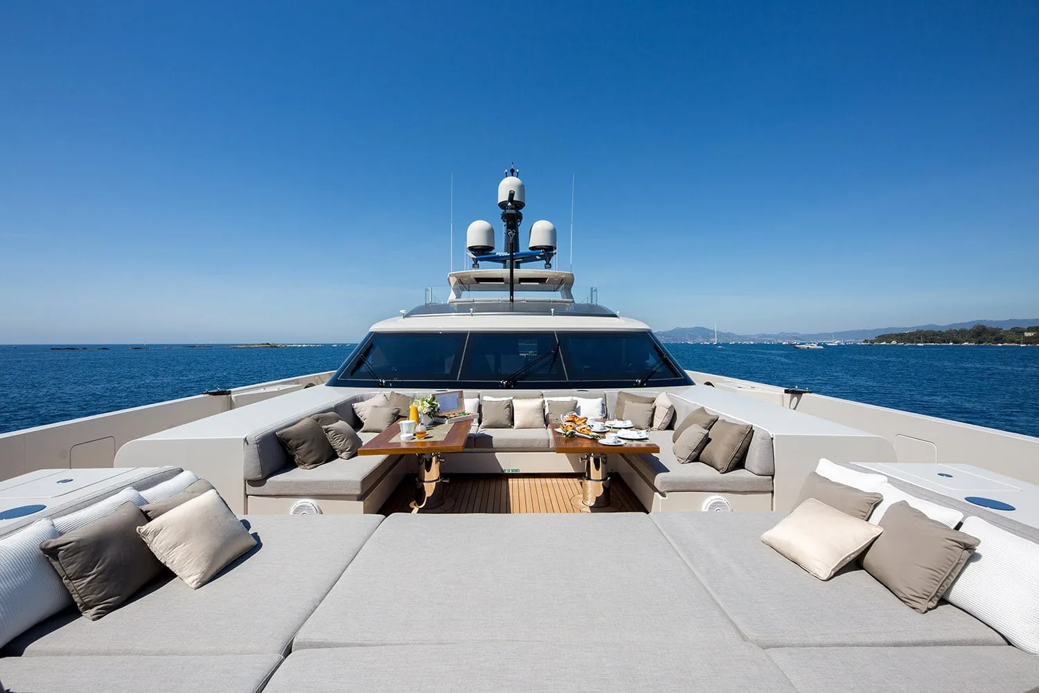 VERTIGE - photo 22 location yacht Cannes