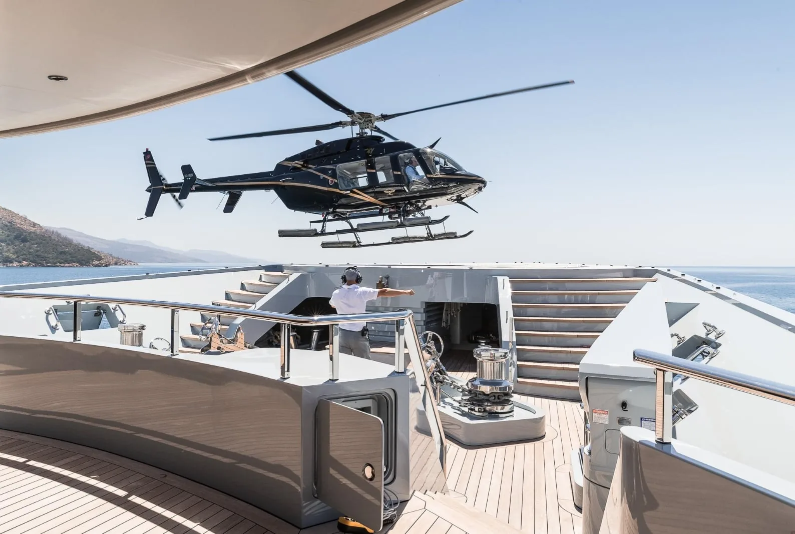 VICTORIOUS - photo 29 location yacht Cannes