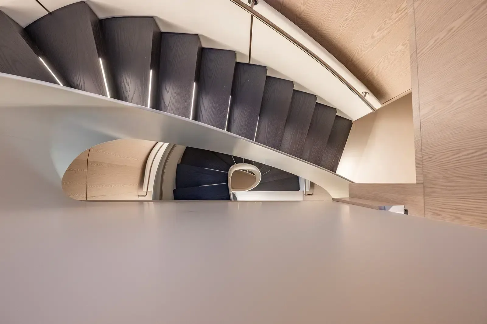 VIRTUOSITY - photo 28 location yacht Cannes
