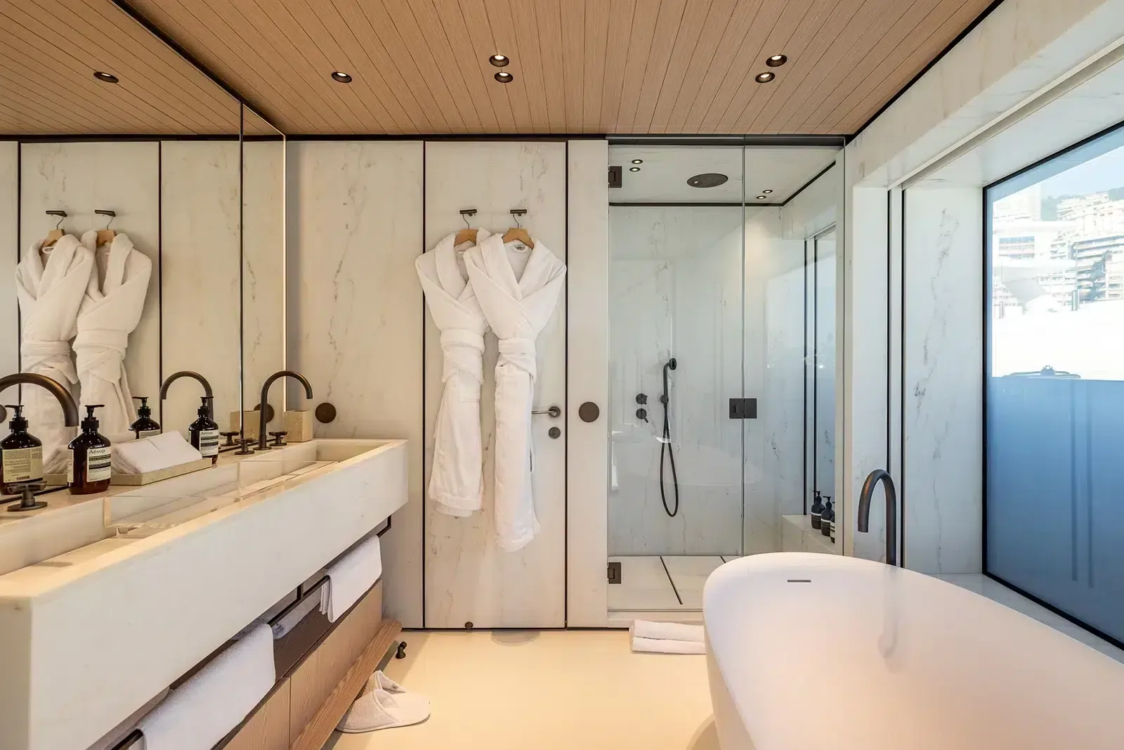 VIRTUOSITY - photo 32 location yacht Cannes