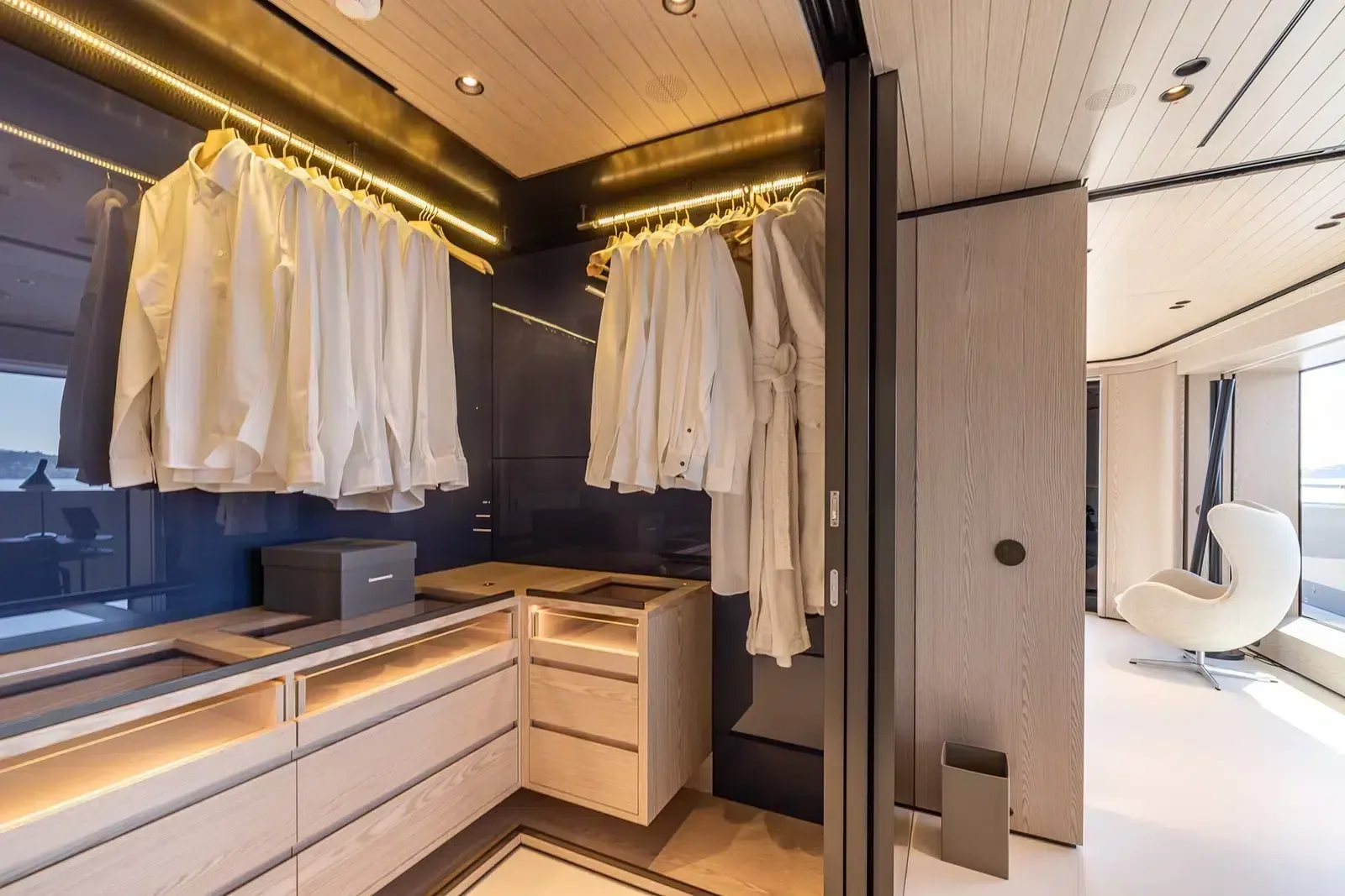 VIRTUOSITY - photo 33 location yacht Cannes