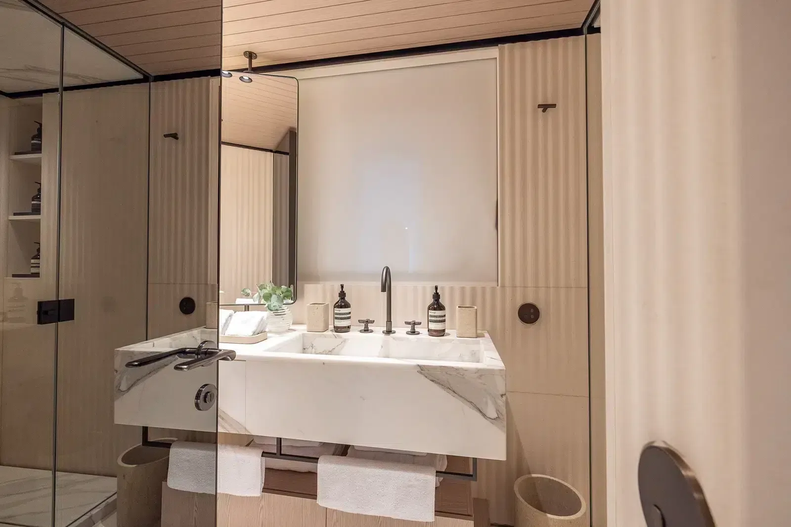 VIRTUOSITY - photo 44 location yacht Cannes