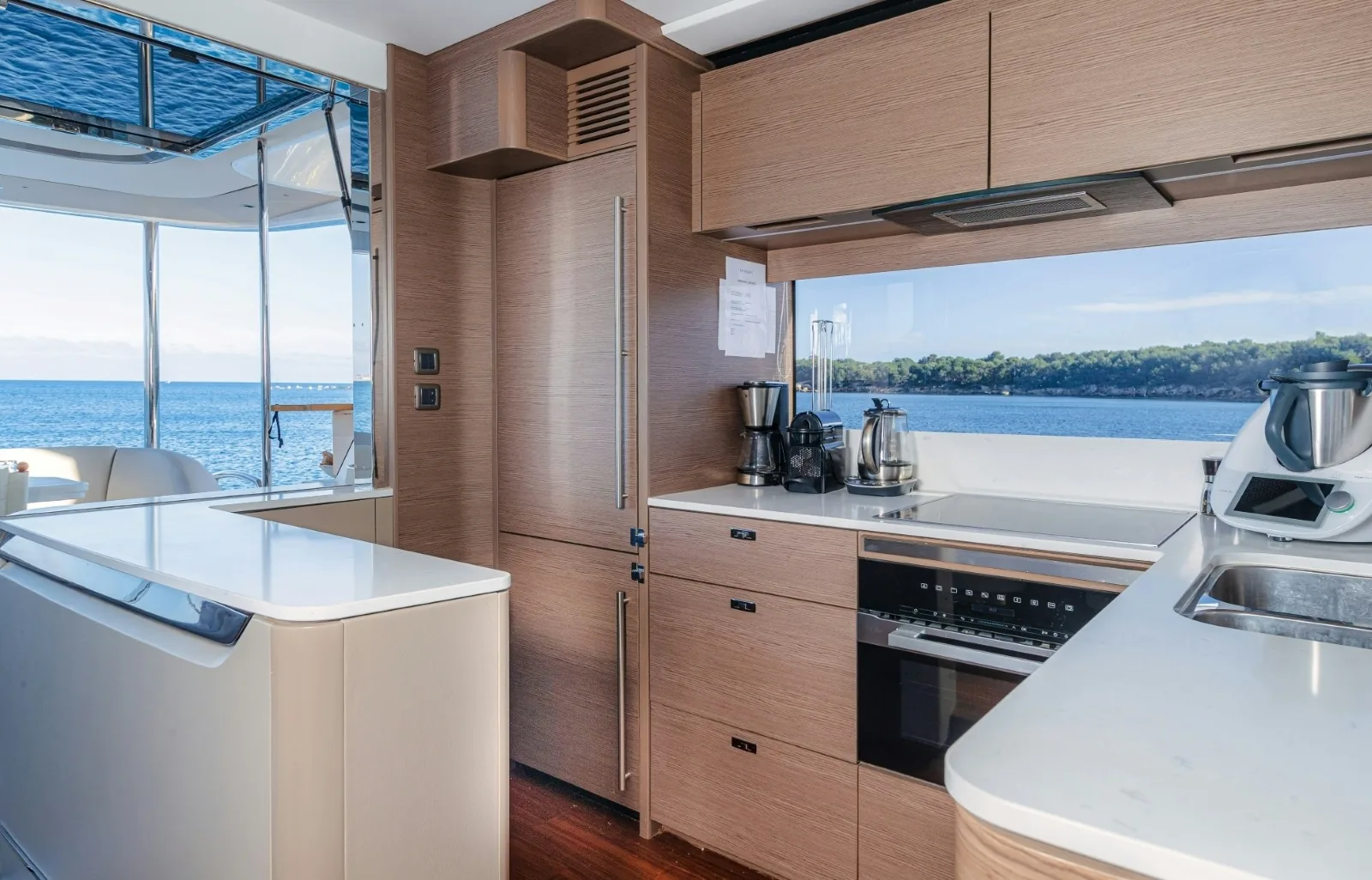 WILJIM V - photo 14 location yacht Cannes