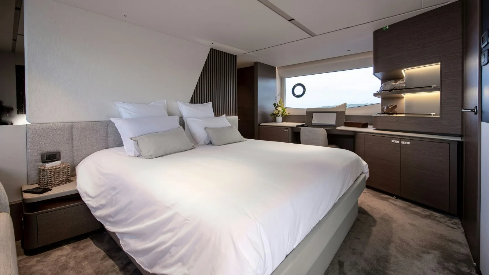 WILJIM V - photo 15 location yacht Cannes
