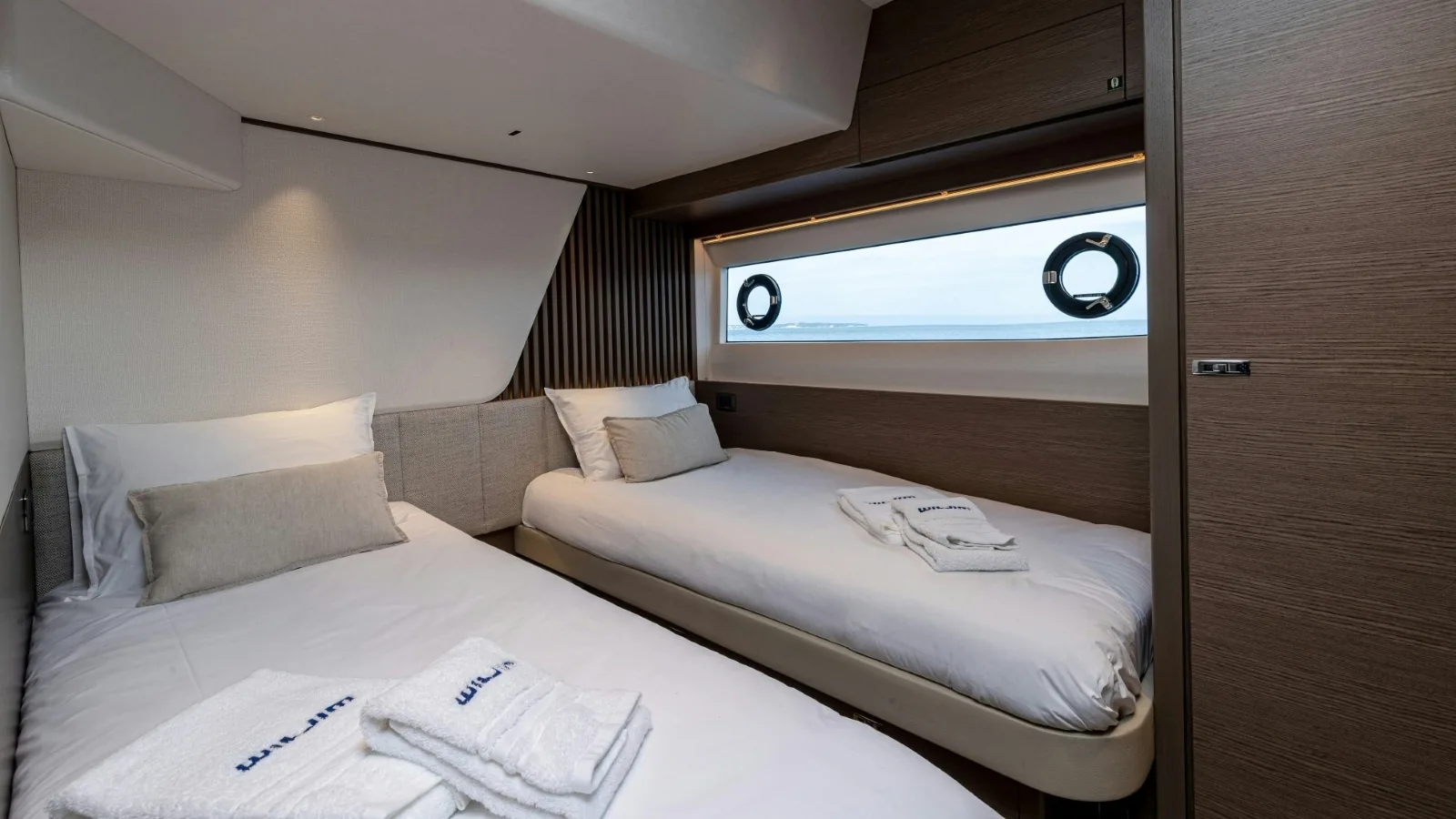 WILJIM V - photo 16 location yacht Cannes